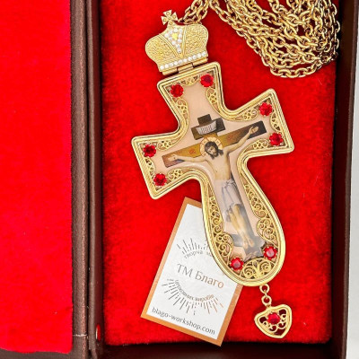Хрест наперсний з прекрасами і ланцюжком, 7х0,5х16 см