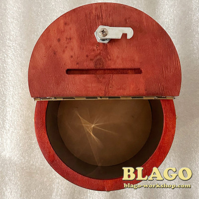 Карнавка для пожертв кругла настільна металева з наклейкою, 20х20х26см Карнавка для пожертв кругла настільна металева з наклейкою, 20х20х26см