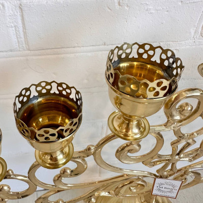 Семисвічник напрестольний латунний на одній підставці, 55x51 см Семисвічник напрестольний латунний на одній підставці, 55x51 см