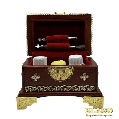 Wooden baptismal box, 9.5x13x9 cm