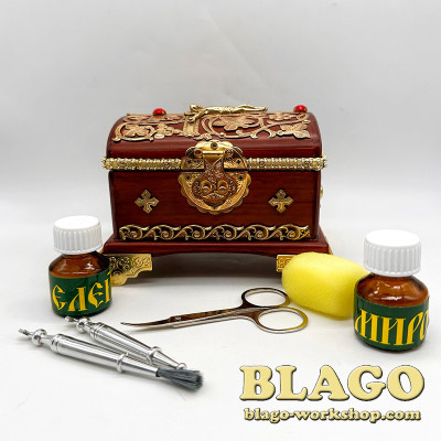 Wooden baptismal box, 9.5x13x9 cm