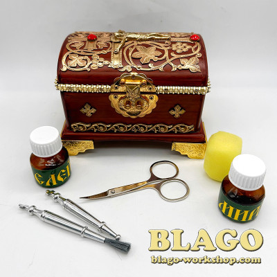 Wooden baptismal box, 9.5x13x9 cm