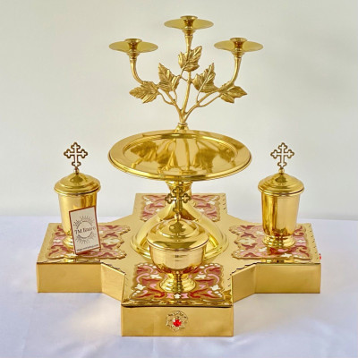 Литийное блюдо (всеночное) с красно-белой эмалью, 32х38см