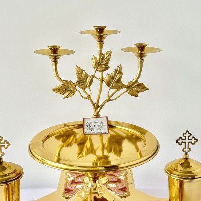 Литийное блюдо (всеночное) с красно-белой эмалью, 32х38см