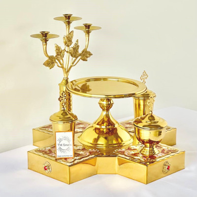 Литийное блюдо (всеночное) с красно-белой эмалью, 32х38см