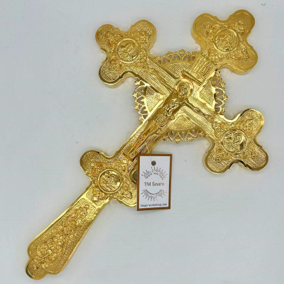 Yellow altar cross, 36x23 cm