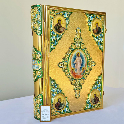 Святое Евангелие в металлическом окладе 32х42х10 см на церковнославянском языке