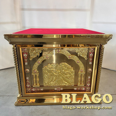 Metal throne with cast icons, 130х130х105 см