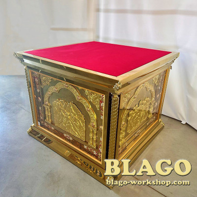 Metal throne with cast icons, 130х130х105 см