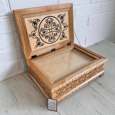 Ковчег для святых мощей деревянный резной светлый, 35х25х14 см