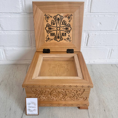  Ковчег для святих мощей дерев'яний різьблений світлий з накладкою, 20х20х14 см