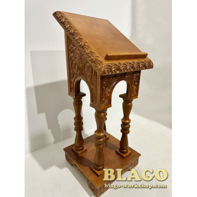 Аналой дерев'яний різьблений з ніжками, 50х60х90 см
