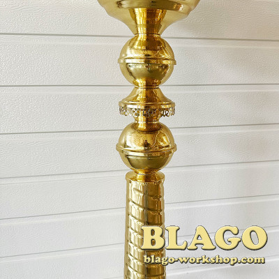 Three-tiered brass candlestick for 40 candles and 1 lamp, conical leg, 45x45x155 cm