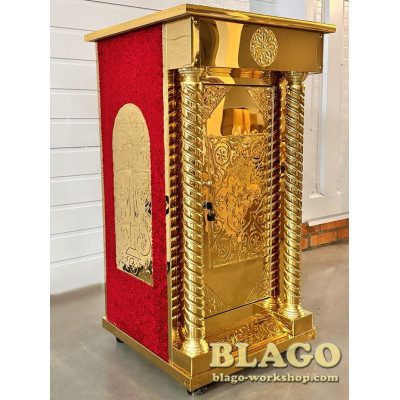 Жертвенник церковный с дверкой, 56х56х104 см