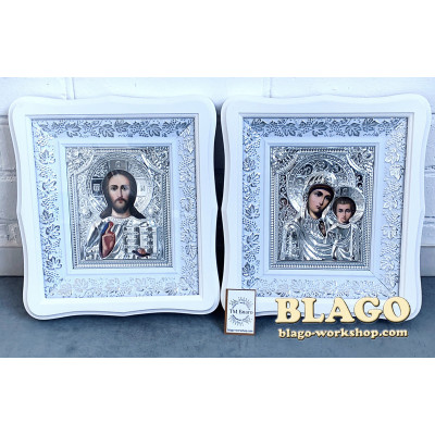 Ікони вінчальні Спаситель та Богородиця у білій фігурній рамі 26х22х3