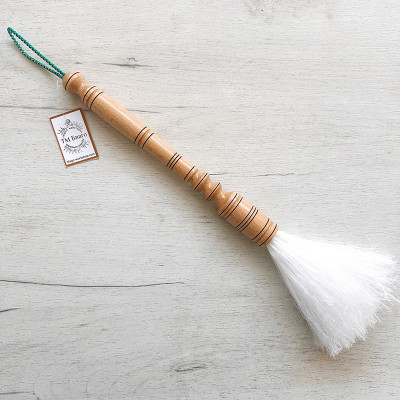 Large artificial pile with wooden carved handle, 50 cm