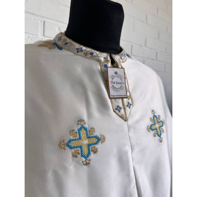 Иерейское облачение белое греческого кроя с синей и желтой вышивкой