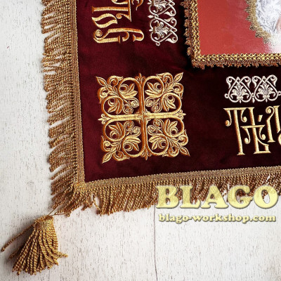 Плащаниця вишита "Спаситель" №1 червона церковно-слов'янською мовою, 128x82 см