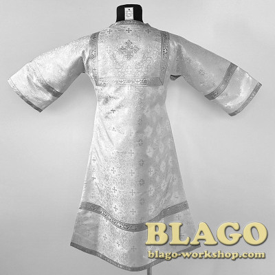 Стихарь детский белого цвета из парчи, №2 120 см Стихарь детский белого цвета из парчи, №2 120 см