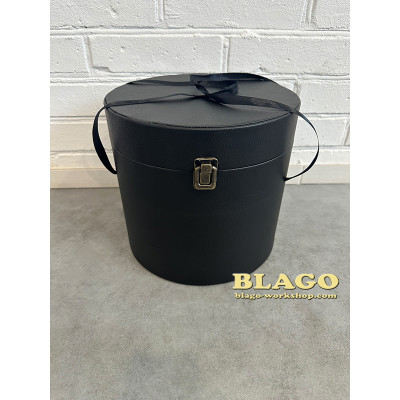 Bag (cover) for a miter imitation leather, with a metal fastener, 26x28 cm