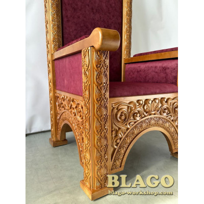 Трон деревянный резной 78х80х190 см