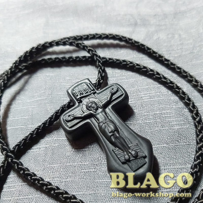 Крест нательный резной из мореного граба на плетеном шнурке, 5х3 см