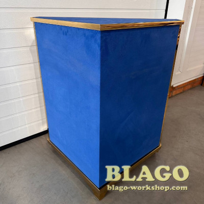 Corner metal altar with hammering, 88x58x100 cm