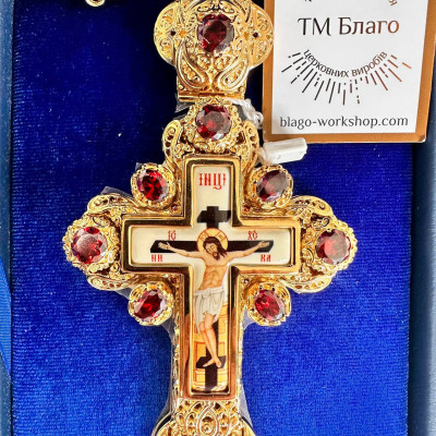 Хрест наперсний з прикрасами та ланцюжком, 73 см