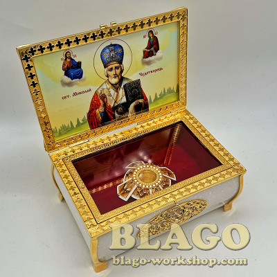 Ковчег з акрилу в латунному обрамленні з іконою "Святий Миколай Чудотворець", 16х10,5х8 см