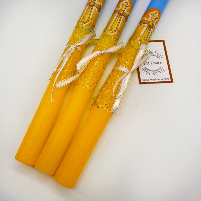 Patriotic candles with decor 