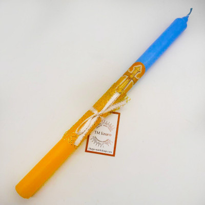 Patriotic candles with decor 