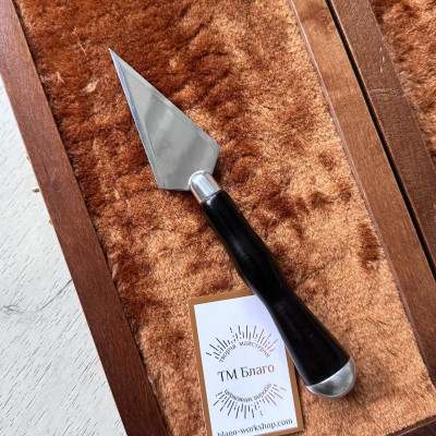 Набір копіє з ебонітовими ручками і гравіюванням в дерев'яному футлярі