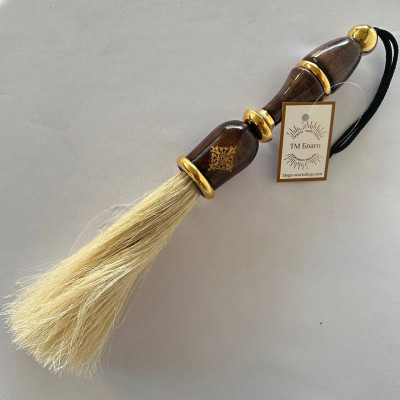 Medium-size aspergillum with natural bristles, 34 cm