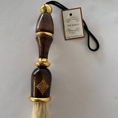 Medium-size aspergillum with natural bristles, 34 cm