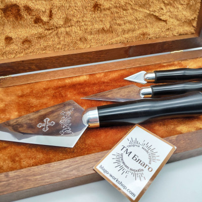 Набор копие с эбонитовыми ручками и гравировкой на большом копие в деревянном футляре