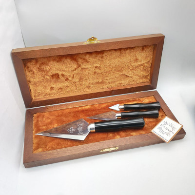 Набор копие с эбонитовыми ручками и гравировкой на большом копие в деревянном футляре