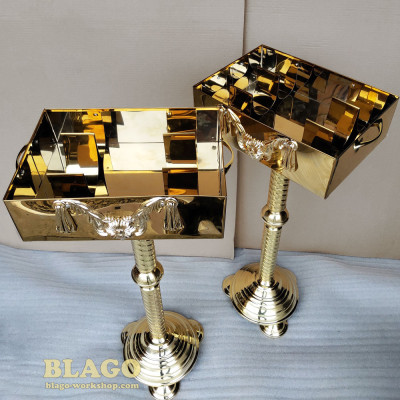 Підставка для свічок на ніжці металева на 3 відділа, 40х29х100 см Підставка для свічок на ніжці металева на 3 відділа, 40х29х100 см