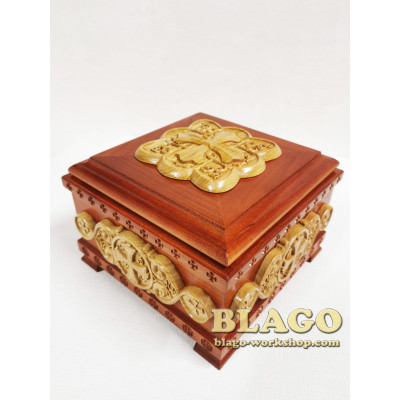 Ark for particles of holy relics wooden carved, 20x20x14 cm