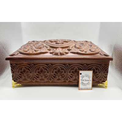 Wooden carved reliquary with a cross 30x20 cm