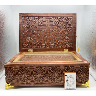 Wooden carved reliquary with a cross 30x20 cm