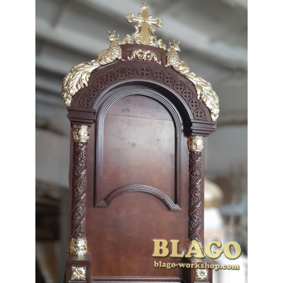 Floor standing wooden carved Kyoto with elements of imitation gilding, 340 cm Floor standing wooden carved Kyoto with elements of imitation gilding, 340 cm