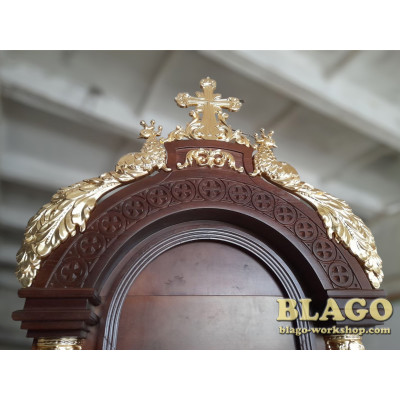 Floor standing wooden carved Kyoto with elements of imitation gilding, 340 cm Floor standing wooden carved Kyoto with elements of imitation gilding, 340 cm
