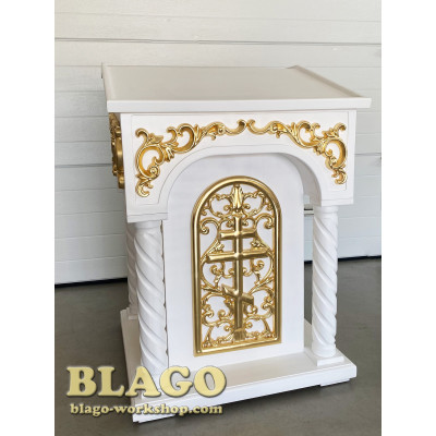 Аналой центральний (тетрапод) дерев'яний різьблений з елементами позолоти, 75х74х108 см
