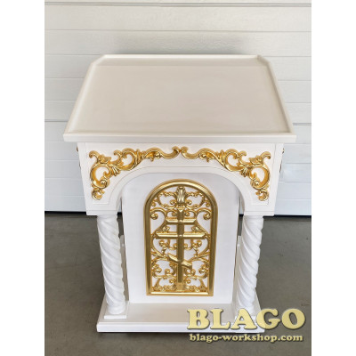 Аналой центральний (тетрапод) дерев'яний різьблений з елементами позолоти, 75х74х108 см