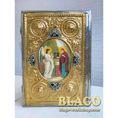 Євангеліє в металевому окладі на церковнослов'янській мові, 28х38 см