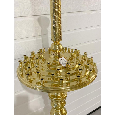 Подсвечник на 52 свечи