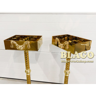 Підставка для свічок на ніжці металева на 3 відділа, 40х29х100 см Підставка для свічок на ніжці металева на 3 відділа, 40х29х100 см