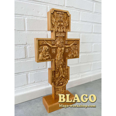 Хрест дерев’яний напрестольний різьблений, 24х3х48 см Хрест дерев’яний напрестольний різьблений, 24х3х48 см