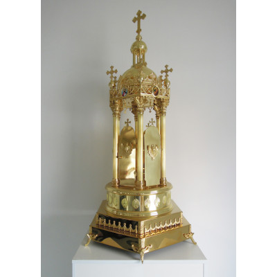 Дарохранительниця латунна з литвом полірована, 48х48х97 см