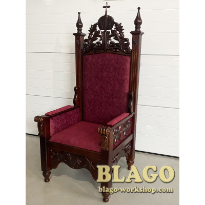 The throne is wooden, 76х77х182 cm